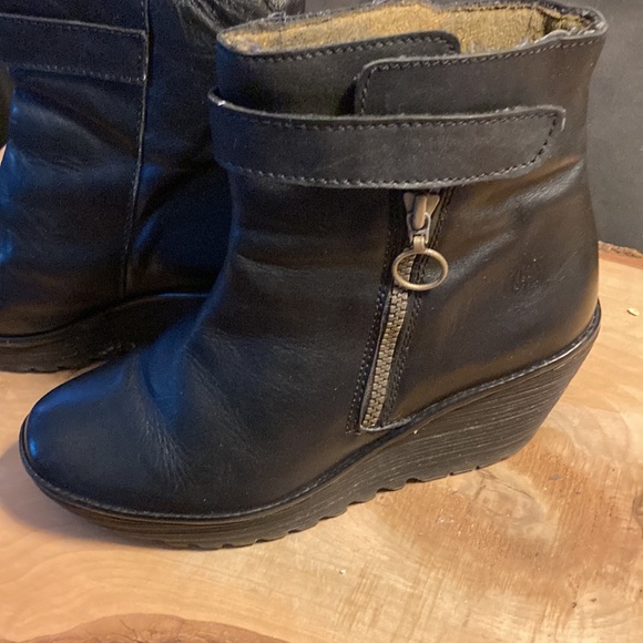 Fly London wedge boots - Picture 4 of 6